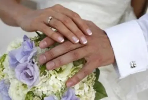 “Prestami i soldi e ti sposo”, ma il futuro marito scappa con 100mila euro