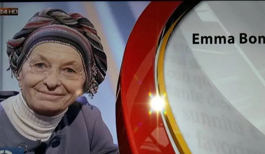 Emma Bonino e il cancro: "Continuare a fare sogni e progetti"