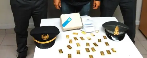 Medico romano bloccato a Chiasso con 25 lingotti d'oro: denunciato