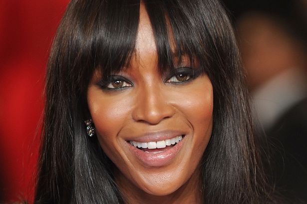Naomi Campbell compie 45 anni: top model fascinosa dalla vita sentimentale turbolenta