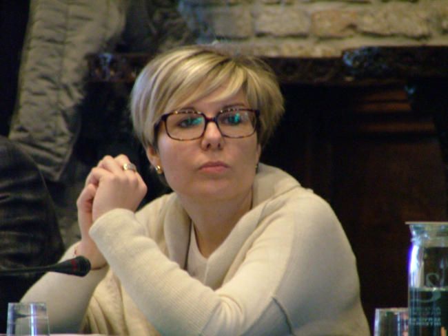 Anoressia, malati gravi obbligati a curarsi: proposta di legge