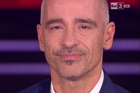 Eros Ramazzotti auguri in diretta tv alla moglie Marica: “Amore mio, ti amo”