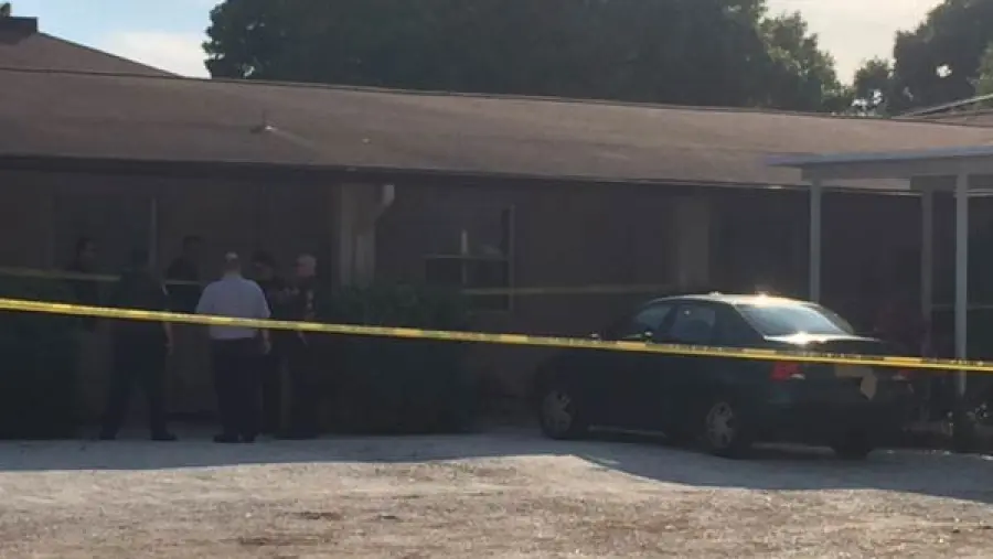 Florida, trova pistola in auto e spara alla sorellina: madre sotto choc