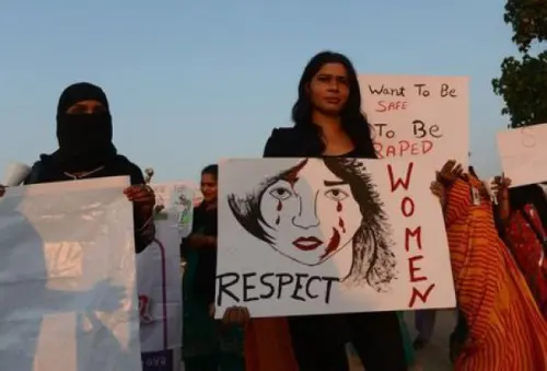 India, 15enne stuprata per 8 mesi: 4 uomini in manette