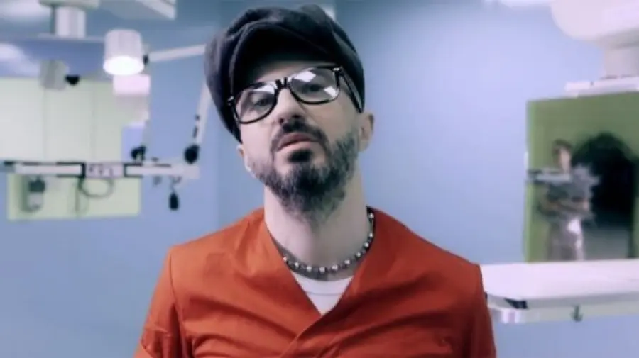 Subsonica, anoressica nel video di 