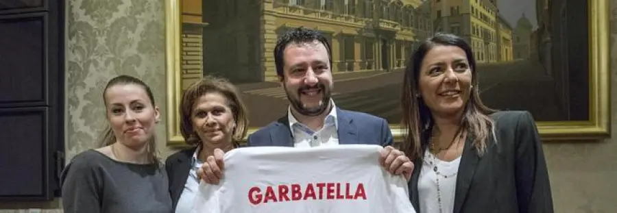 Salvini visita Garbatella: Claudio Amendola presente