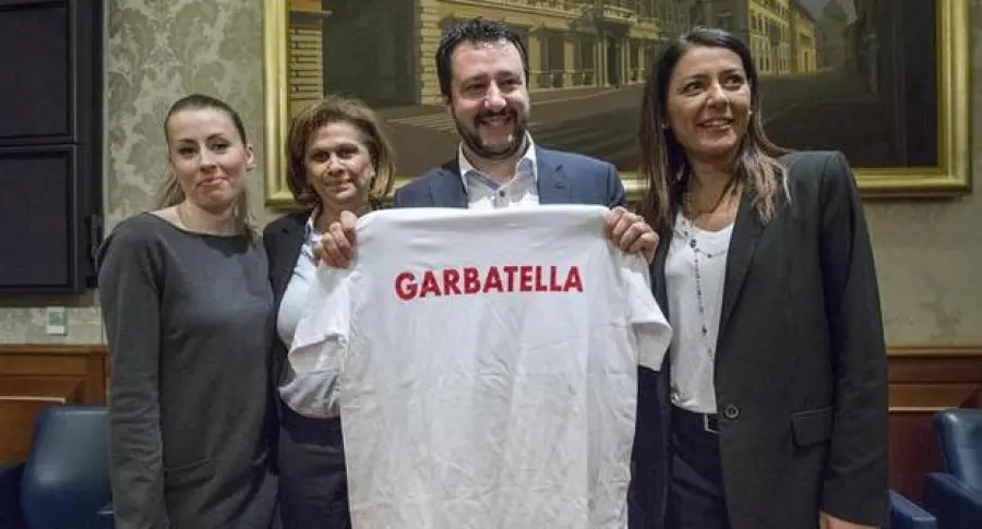 Salvini visita Garbatella: quartiere 'rosso' della Capitale