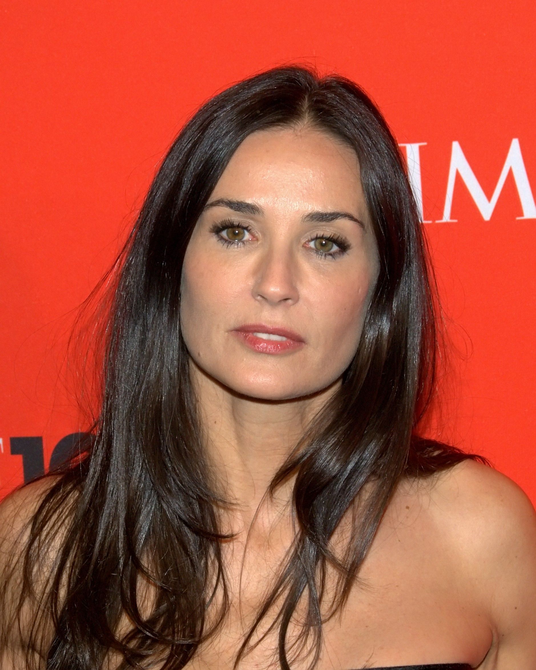 Demi Moore subisce furto abiti da collezione: 200.000 dollari di ammanco