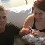 23enne diventa padre e nonno nella stessa settimana