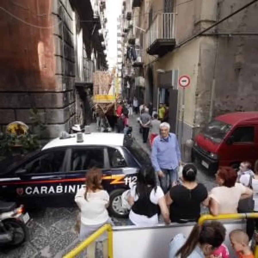 Napoli, carabiniere uccide moglie e figlio: movente ignoto