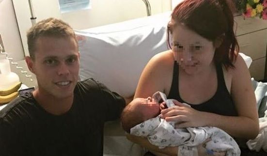 23enne diventa padre e nonno nella stessa settimana