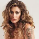Belen Rodriguez VS polemica manifesto a Napoli: 