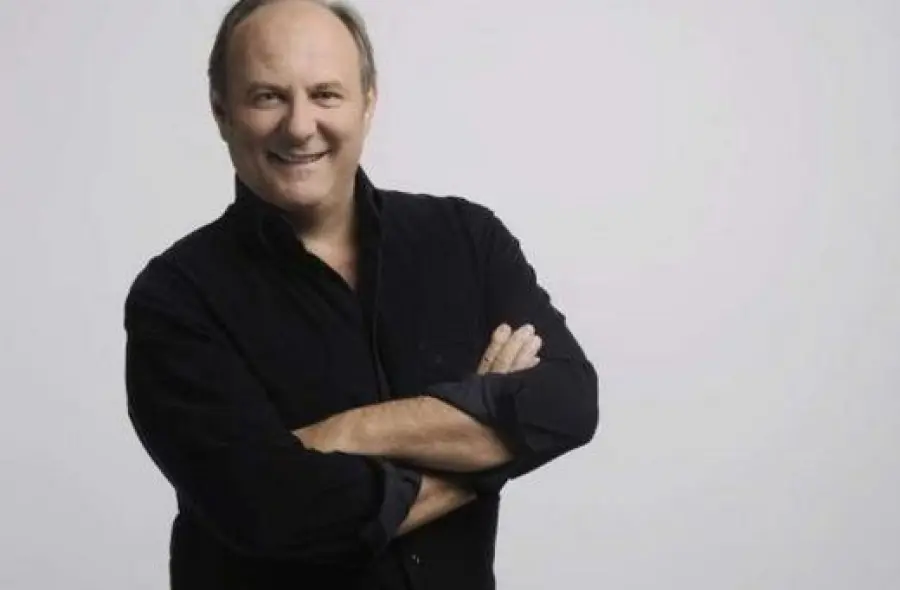 Gerry Scotti presenta Caduta Libera: "Un quiz magnetico che vi conquisterà"