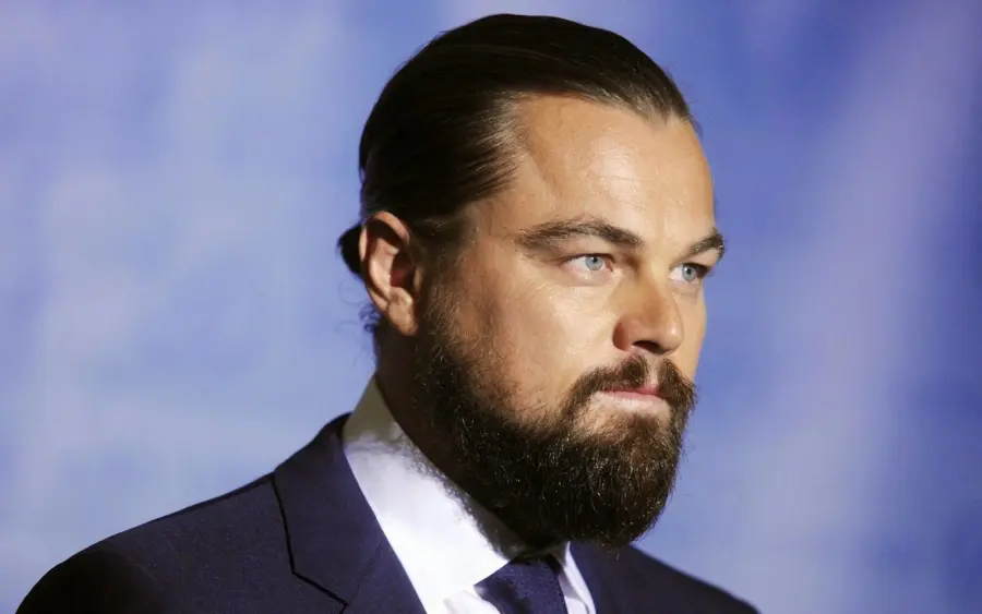 Leonardo Di Caprio cerca anima gemella su Tinder: nickname Leonard
