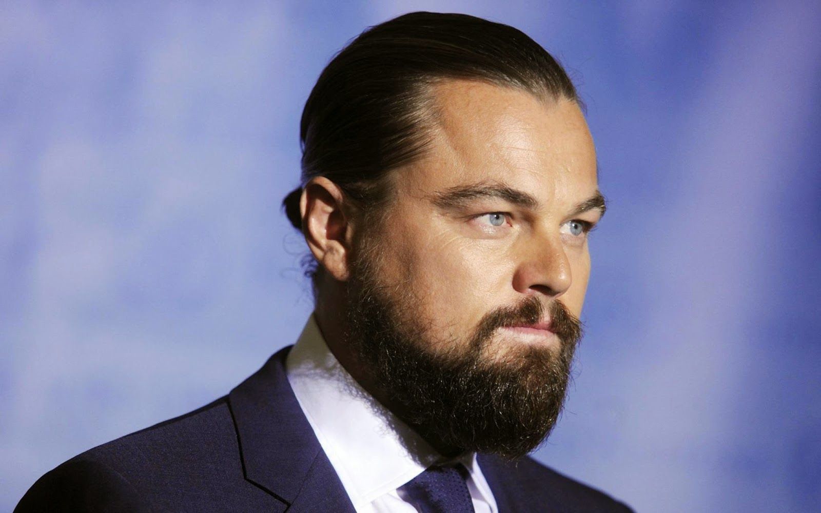 Leonardo Di Caprio cerca anima gemella su Tinder: nickname Leonard