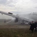 Motore aereo Turkish Airlines va a fuoco: atterraggio d'emergenza
