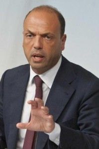 Isis, fratelli tunisini espulsi dall'Italia: esaltavano jihad su Twitter