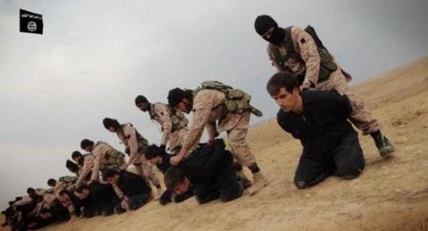Isis, controffensiva a Ramadi: decapitate 25 persone