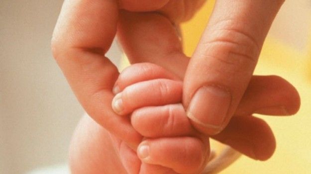 Milano, neonato abbandonato ricoverato al Niguarda: sta bene