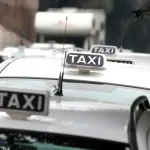 Tassista trova denaro e pc: li riconsegna a turista tedesca