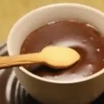 Nonna intossica i nipoti con cioccolata: era scaduta da 25 anni