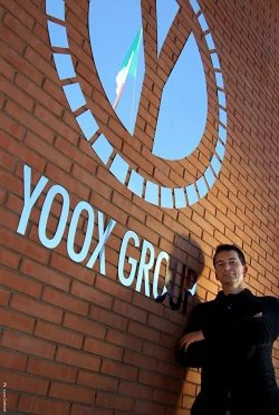 Yoox e Pret-A-Porter: fusione proficua per entrambi, nasce colosso abbigliamento online