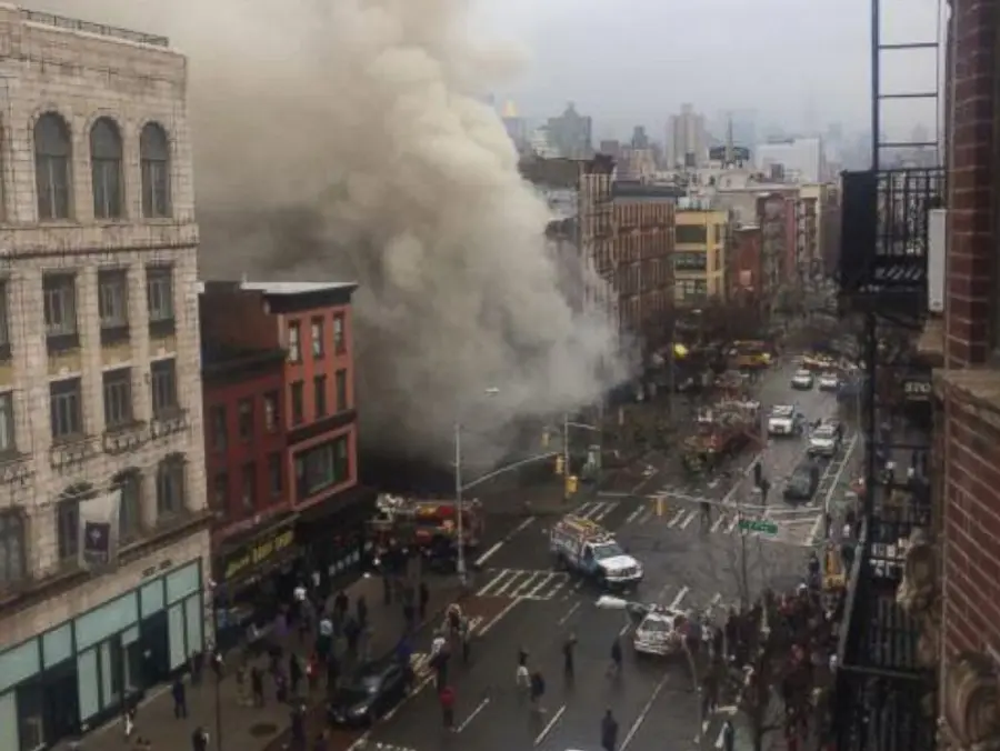 Manhattan, maxi rogo in 4 palazzi: fuga di gas?