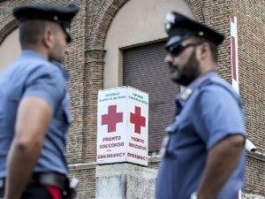 Badante in fin di vita, arrestato 81enne: “Dovevamo sposarci”