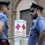 Badante in fin di vita, arrestato 81enne: “Dovevamo sposarci”