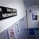 Partorisce in auto ed in ospedale supera l’esame per insegnare