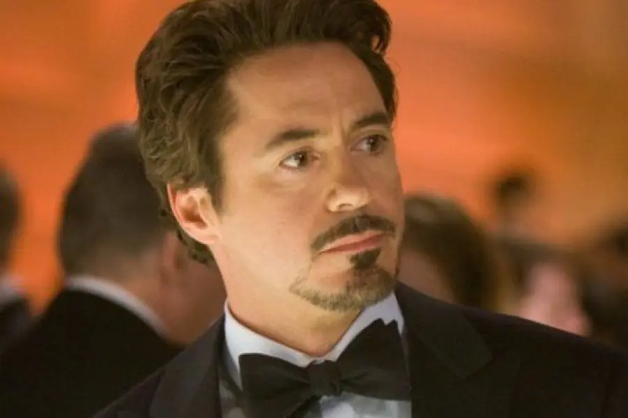 Robert Downey Jr dona braccio bionico a bimbo disabile: collaborazione con Limbitless Solution