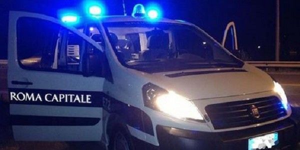 Roma, pauroso incidente stradale in via Casilina: scontro frontale
