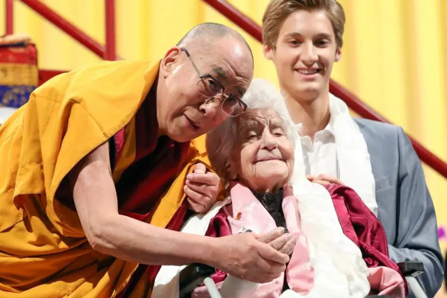 Facebook, morto utente più anziano: Eleonore Kastner. Aveva 105 anni