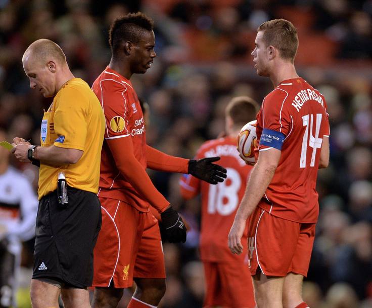 Gerrard ammonisce Balotelli: "Non ha rispettato Henderson"