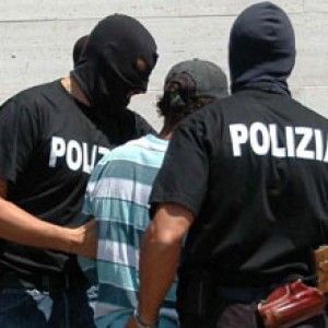 Bari, blitz carabinieri contro clan Di Cosola: imprenditori vittime racket