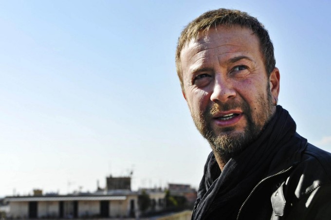 Marco Masini firma copie di "Cronologia" al Megastore Mondadori di Milano