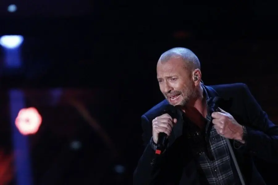 Festival di Sanremo, continua record di ascolti: Biagio Antonacci omaggia Pino Daniele