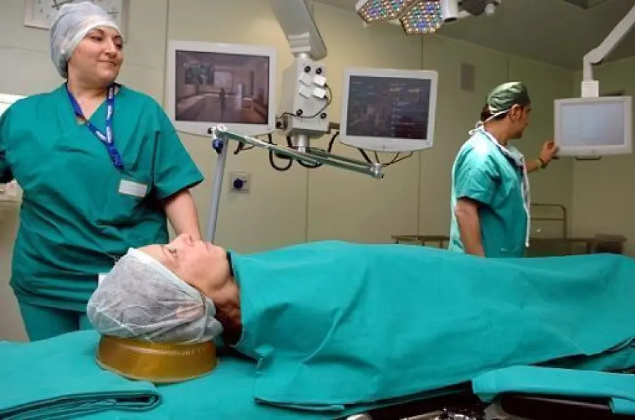 Ipnosi: alternativa all'anestesia generale, sperimentazione in Francia