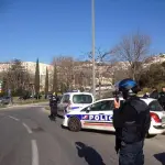 Marsiglia, sparatoria durante visita Valls: colpi kalashnikov contro auto Polizia
