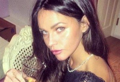 Isola dei Famosi: Margot Ovani è naufraga misteriosa, pubblico l'ha preferita a Cristina Buccino