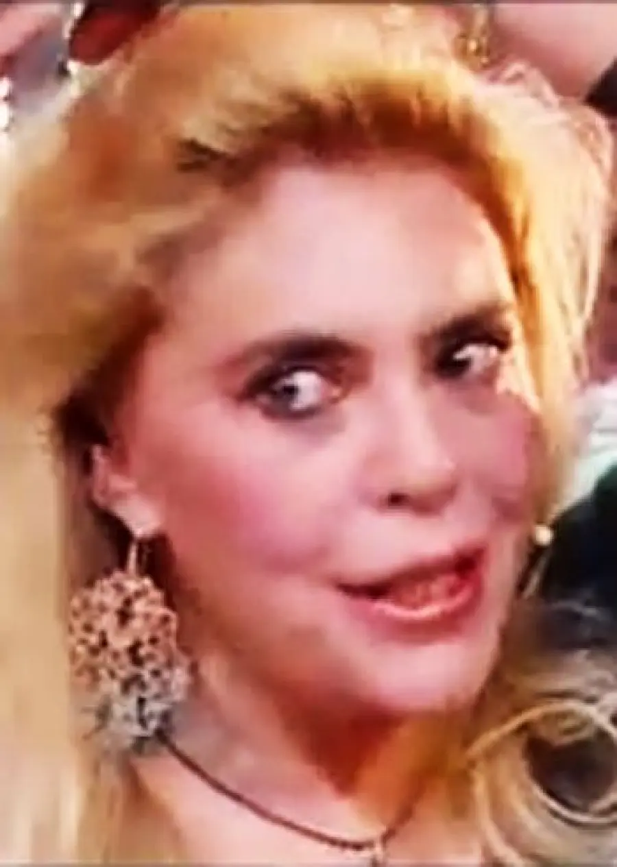 Nadia Cassini vittima di stalking: uomo la picchiò e le ruppe naso