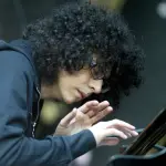 Giovanni Allevi esalta amore in 