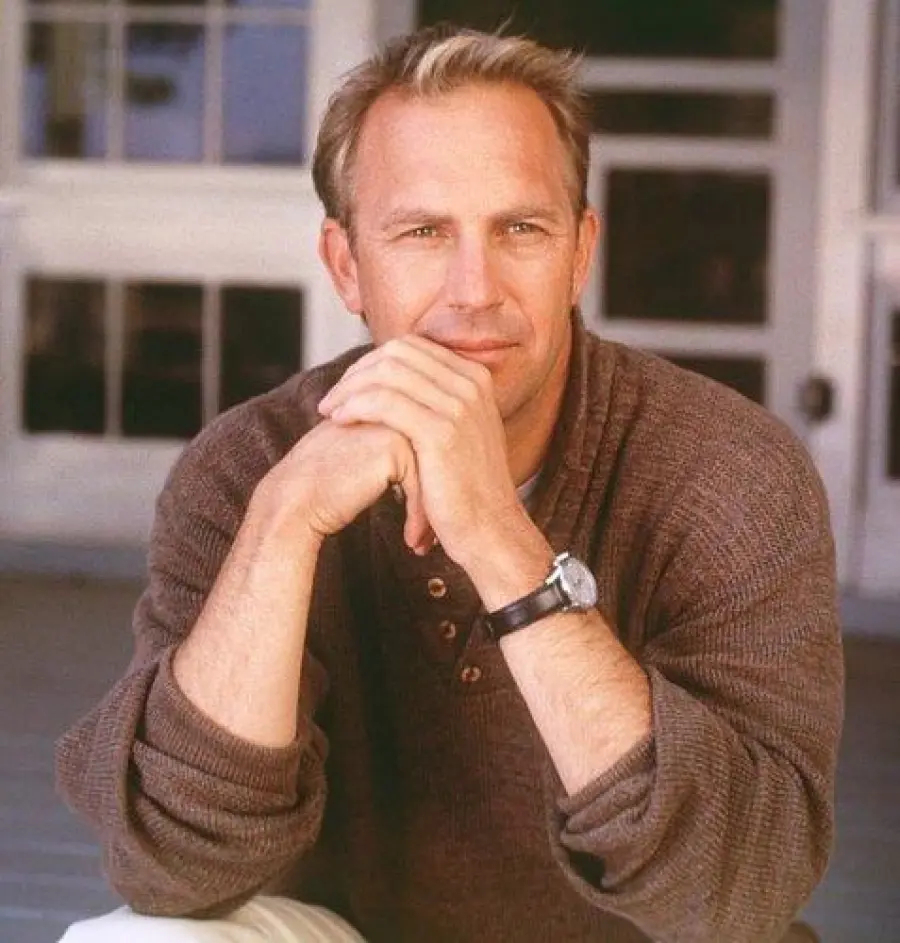 Kevin Costner compie 60 anni: carriera stellare e tanti premi