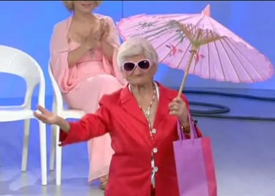 Uomini e Donne, Rosetta è morta: vecchietta energica. Aveva 92 anni