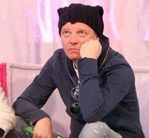 Gigi D'Alessio rischia processo per rapina: rubò fotocamera a paparazzi