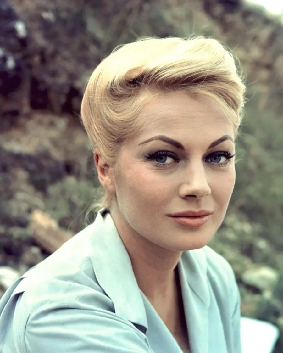 Anita Ekberg è morta: simbolo della Dolce Vita, aveva 83 anni