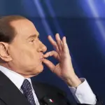 Silvio Berlusconi otterrà sconto di pena? Avvocati presentano richiesta liberazione anticipata