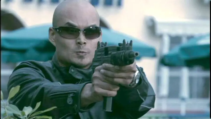 Khan Bonfils è morto: malore sul palco del Rag Factory, provava parte