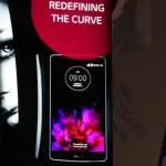 CES 2015: LG mostra smartphone con display curvo e 7 modelli di smart tv