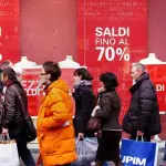 Saldi invernali, Codacons: 